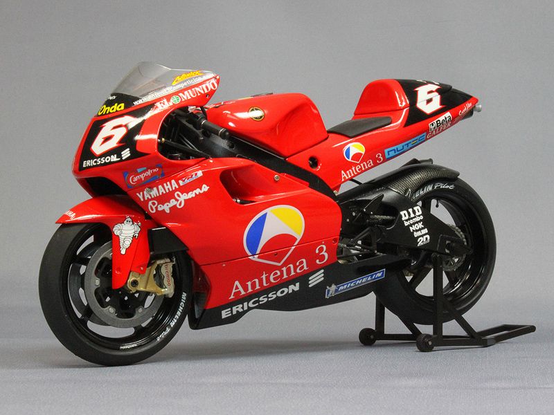 1/1YAMAHA YZR 500 Antena 3  D\